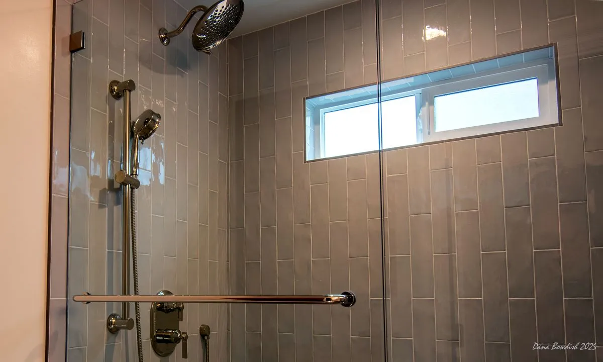 Kitchen and Bathroom Remodel in Licton Springs gallery photo 10
