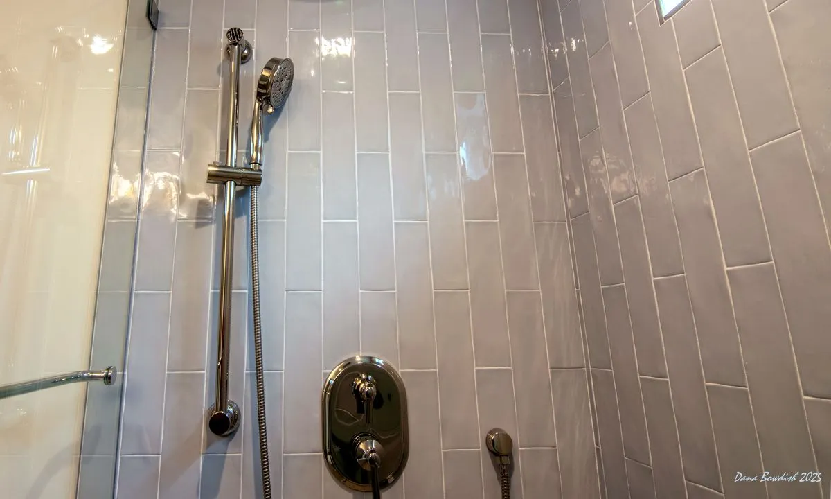 Kitchen and Bathroom Remodel in Licton Springs gallery photo 14