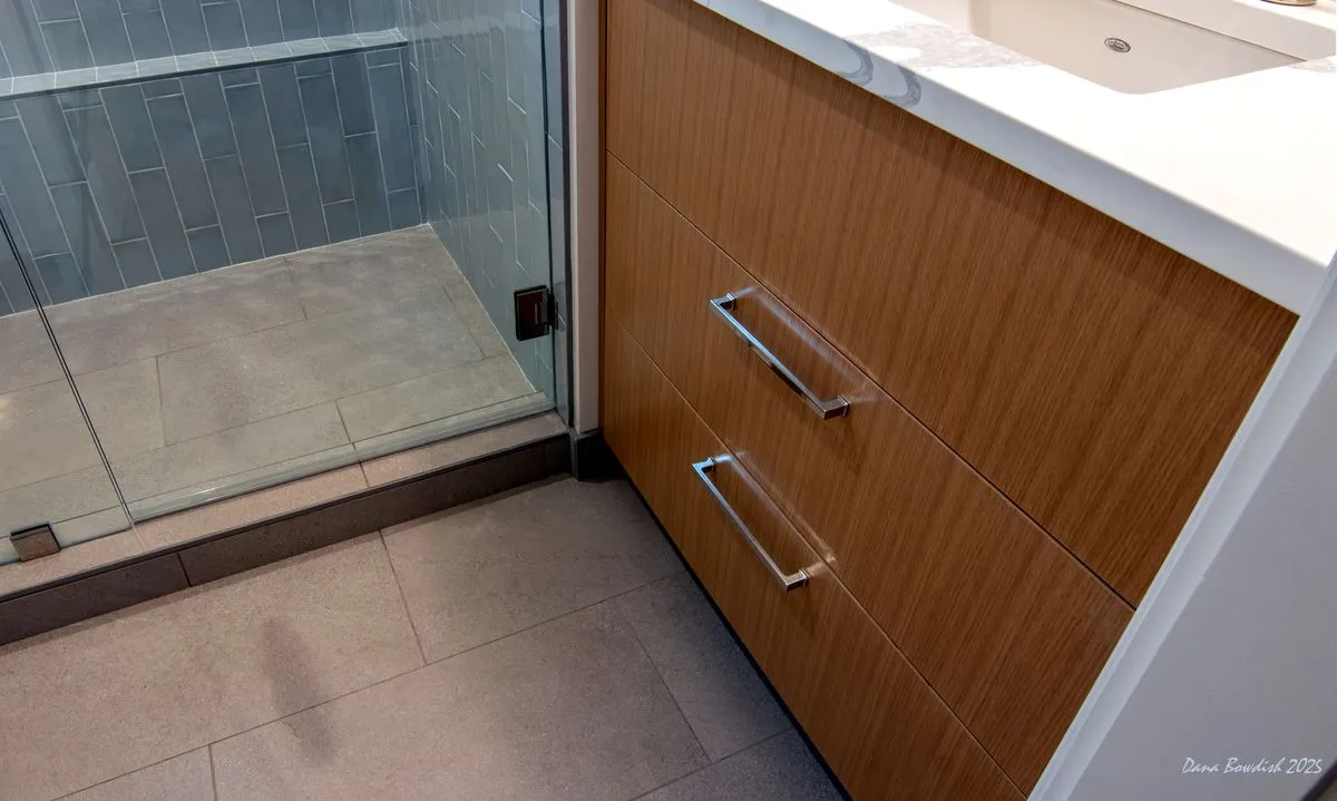 Kitchen and Bathroom Remodel in Licton Springs gallery photo 20