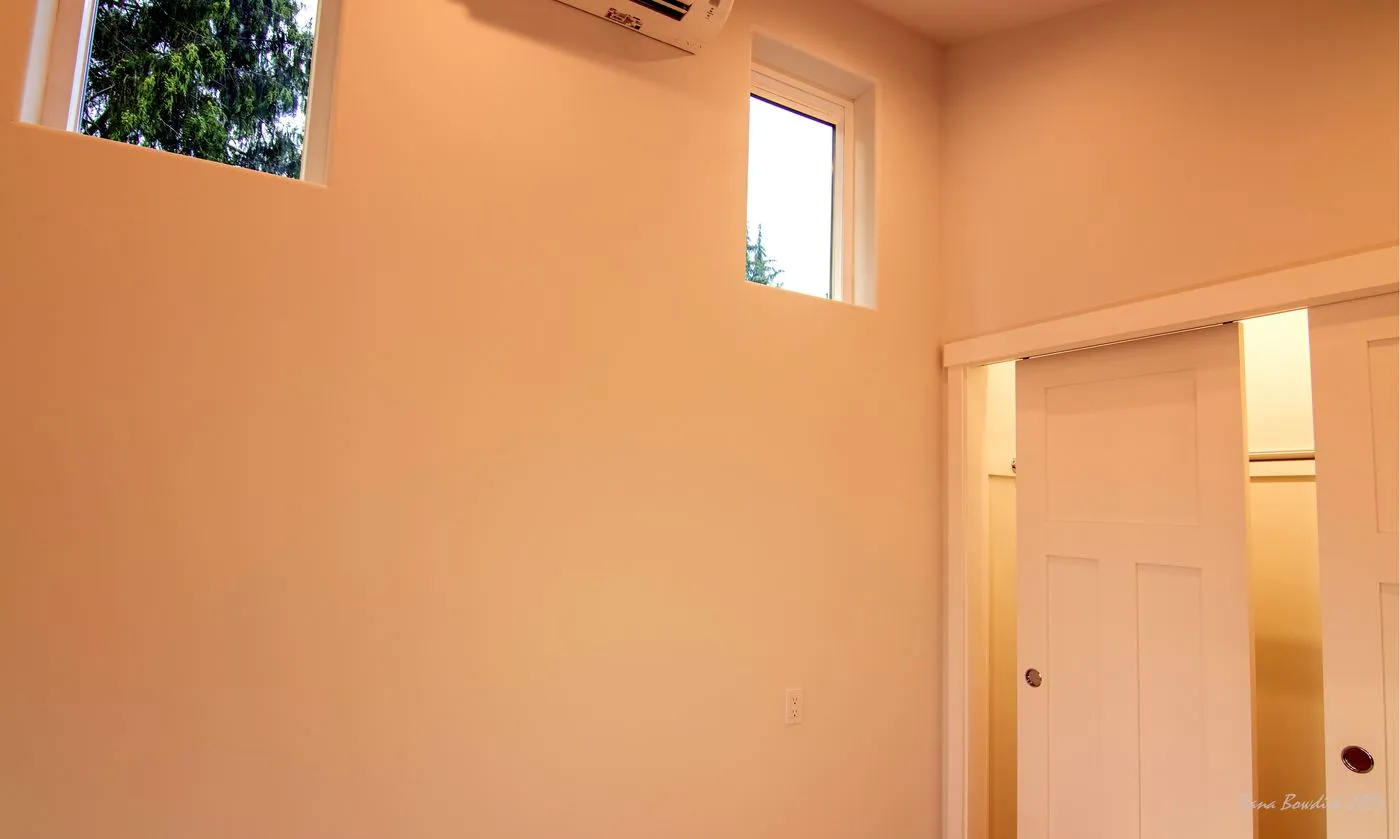 Simple, flexible interior room ready for multi-use furniture